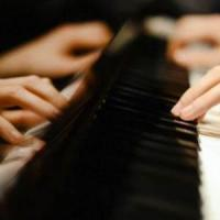 Bermain Musik Bantu Atasi Penurunan Mental