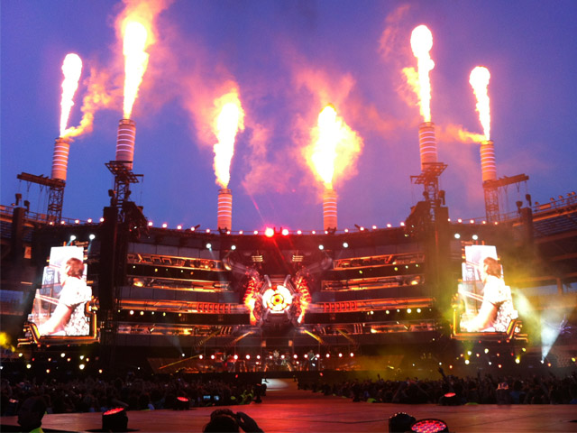 Main Api Di Panggung, Muse Harus Ngasih Uang Suap?! thumbnail