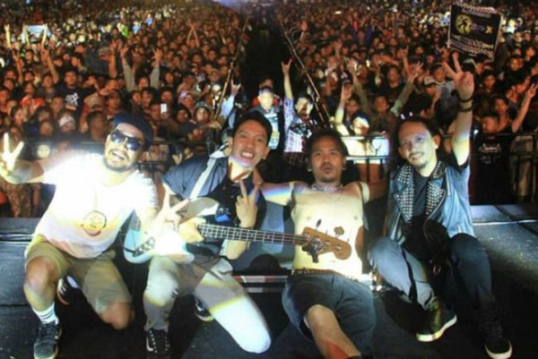 Viral Lagu 'Sayur Kol', Ternyata yang Ciptain Band Punk Bro!