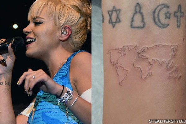 Deretan Musisi Ini Punya Tato Super Aneh dan Unik