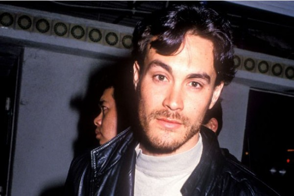 3 Aktor Ini Tetap Tayang di Filmnya Walaupun Sudah Tutup Usia